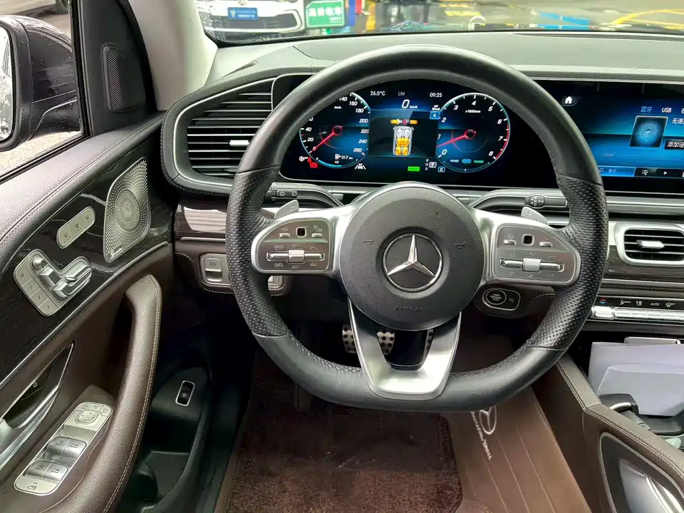 Mercedes-Benz GLS Mercedes-Benz GLS