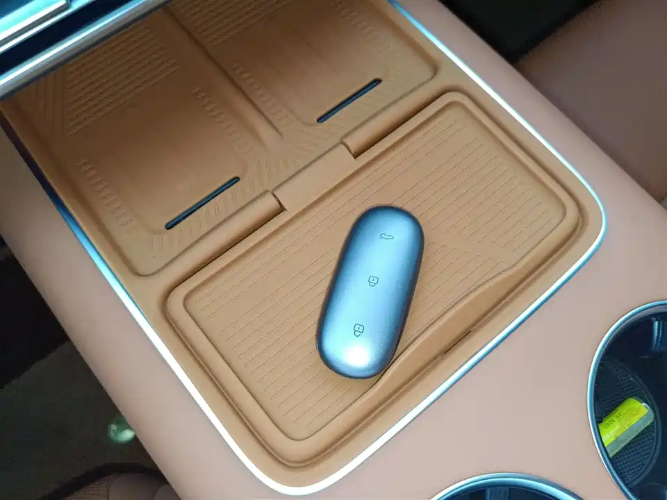 Li Auto Ideal L7