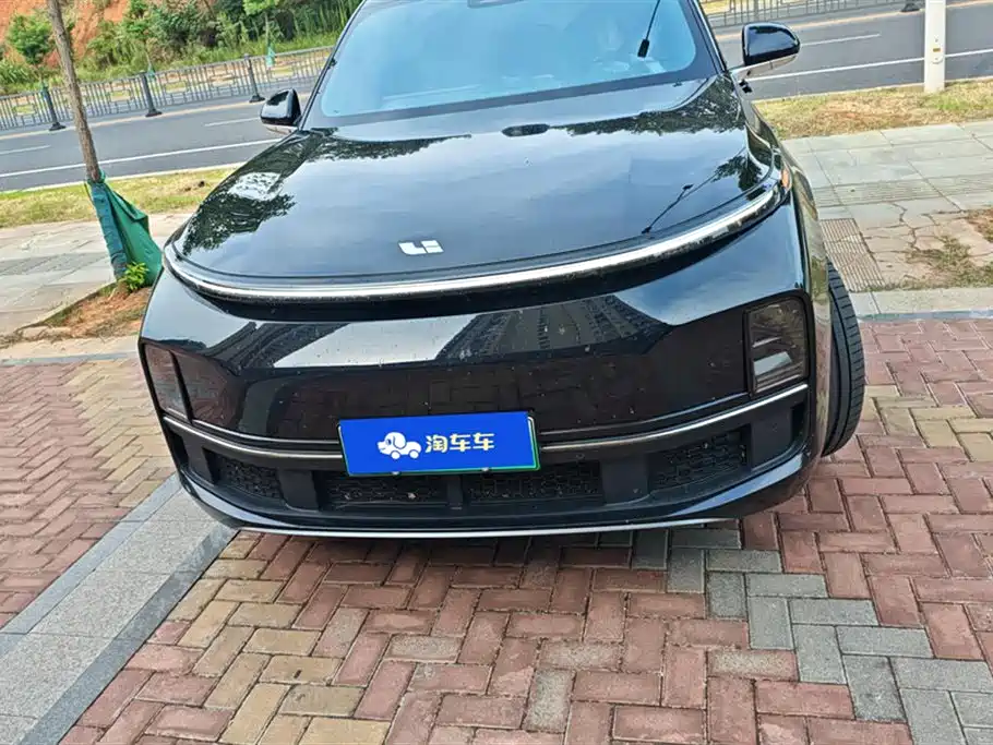 Li Auto Ideal L8