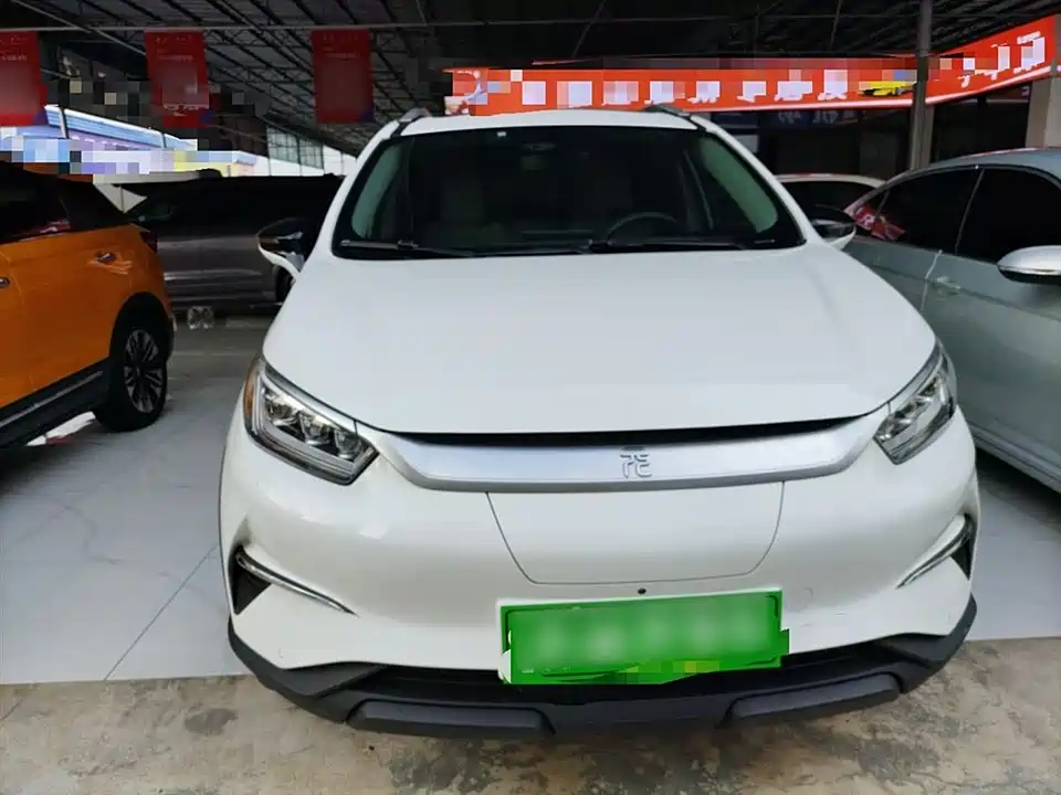 BYD Yuan Pro BYD Yuan Pro