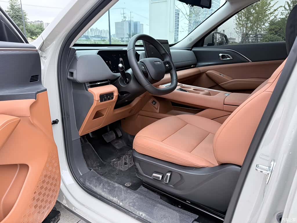 Haval Hi4, 2025 13