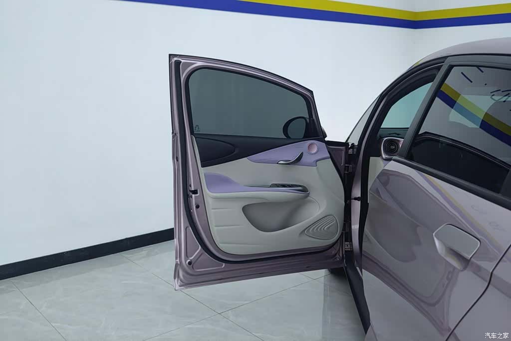 BYD Dolphin, 2023 7