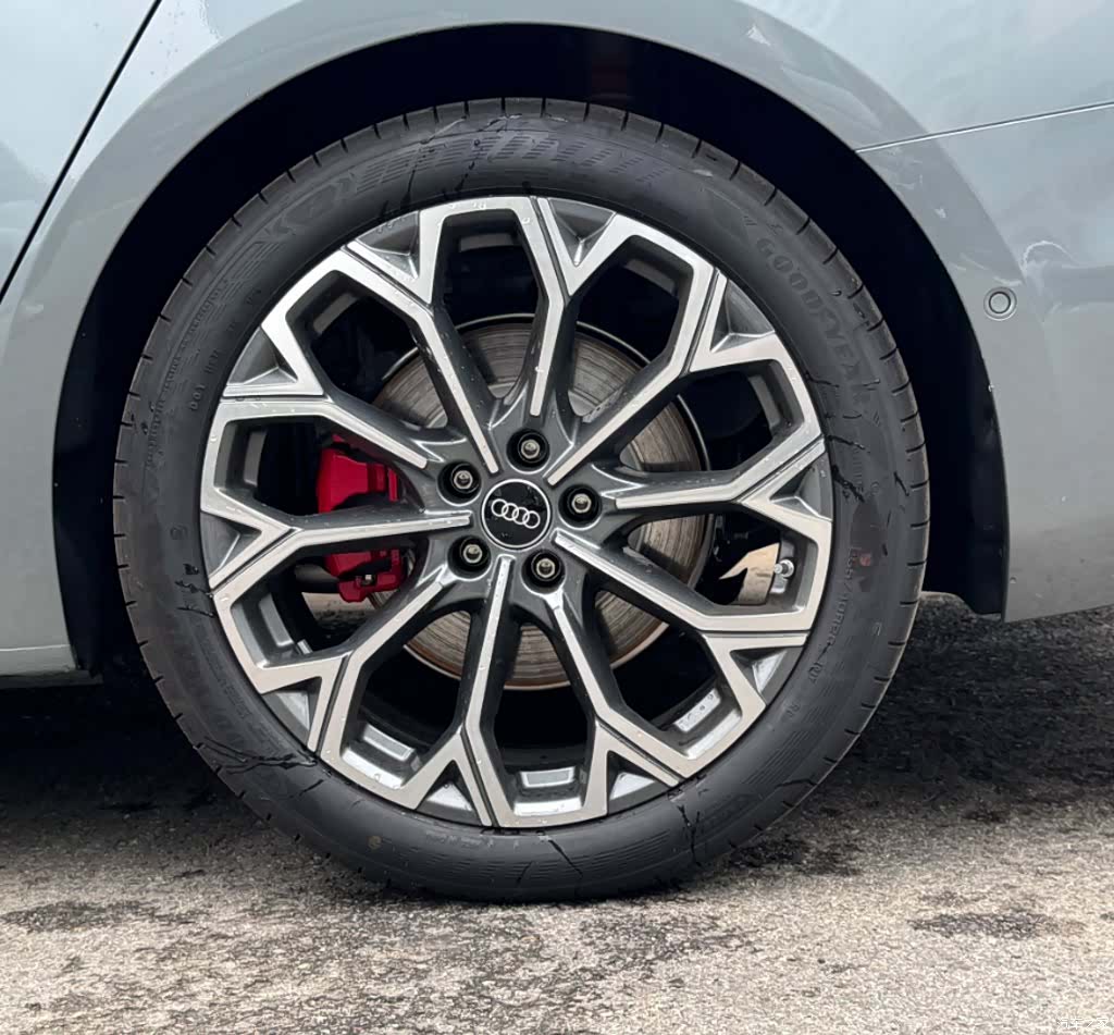 Audi A6L, 2026 9