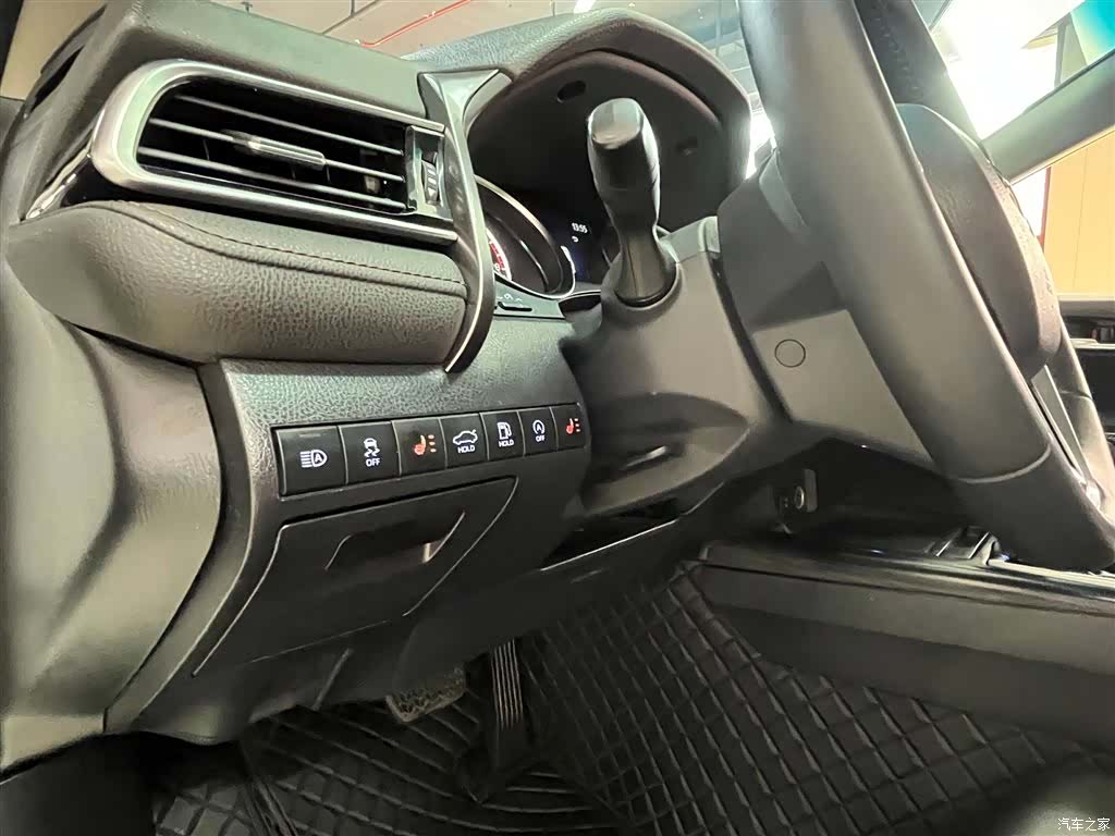 Toyota Camry, 2021 23