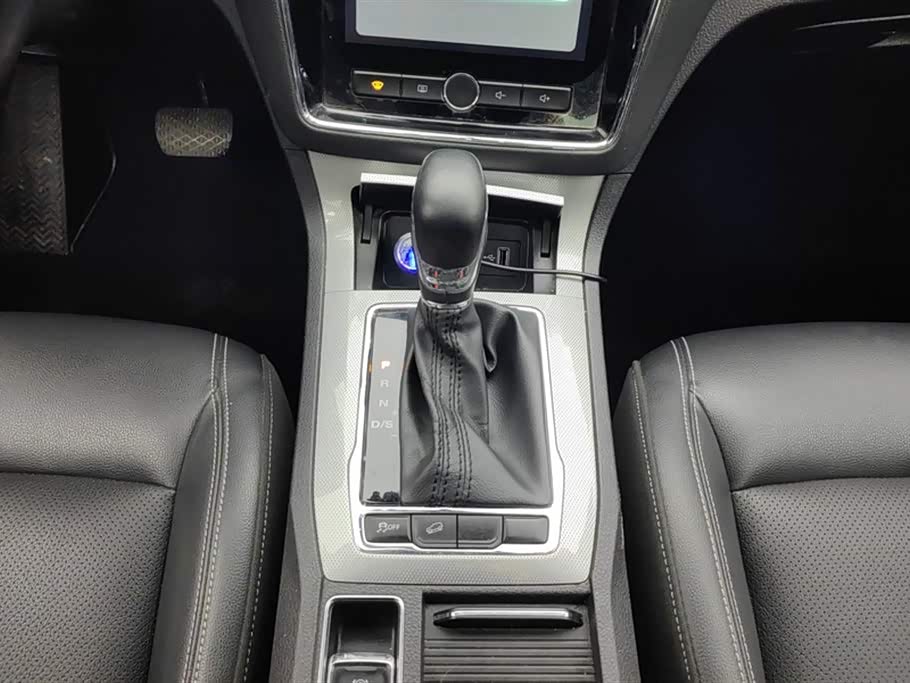 Roewe RX5 Roewe RX5
