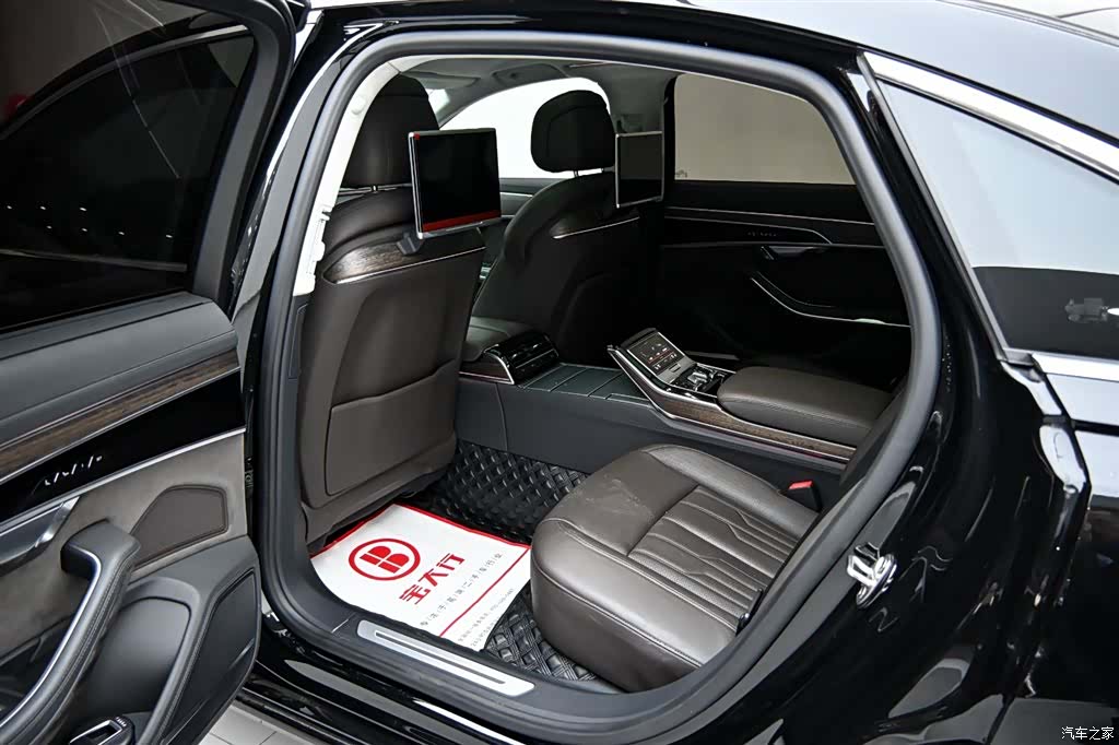 Audi A8L, 2020 13