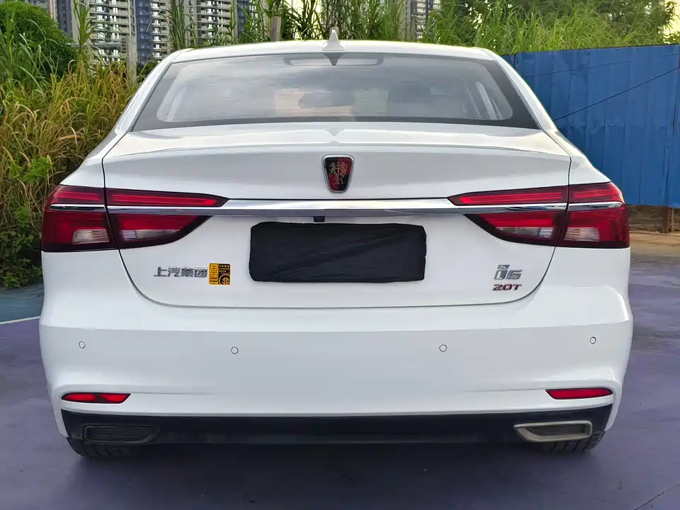 Roewe i6