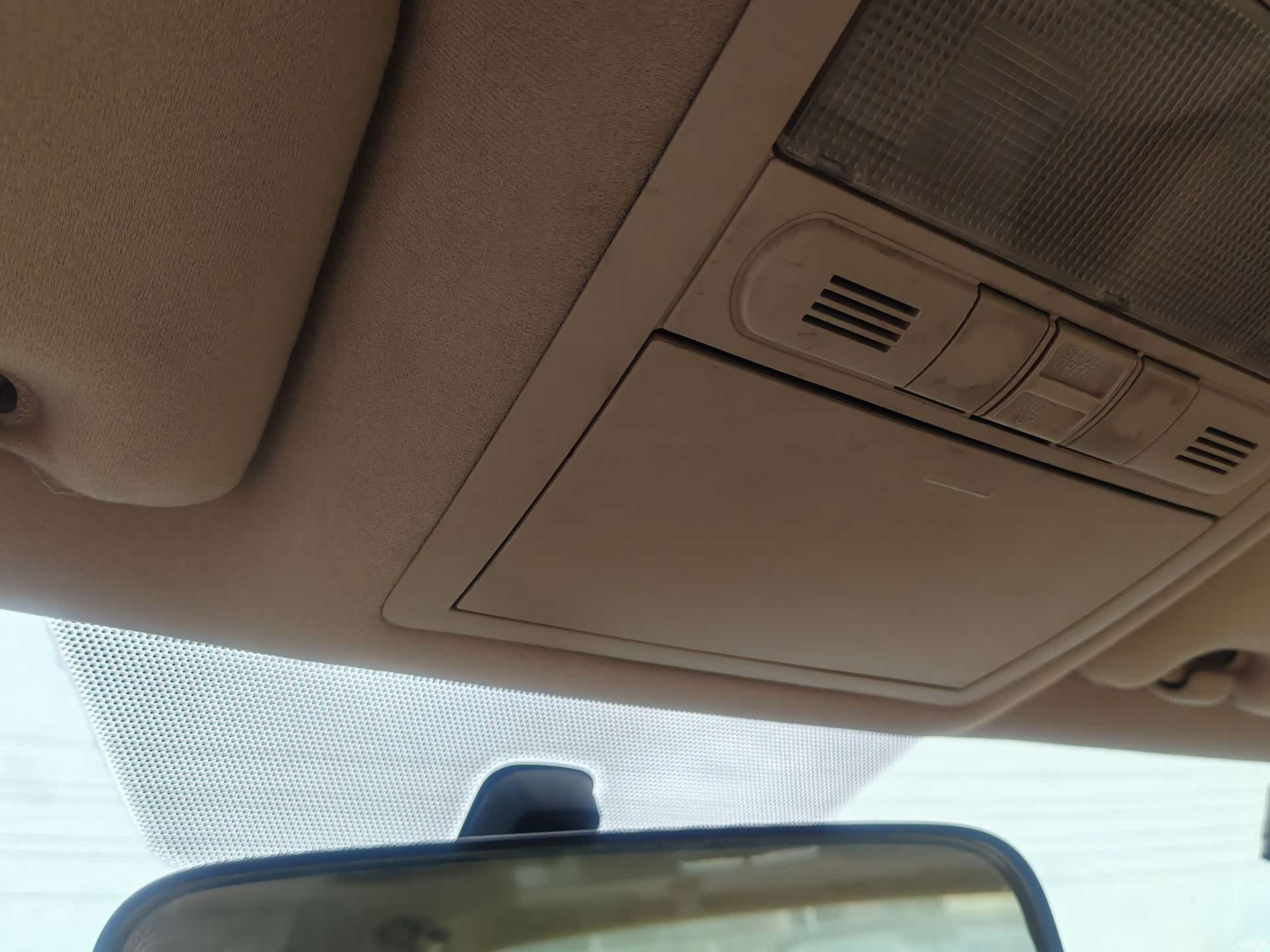 Toyota 2.5V, 2006 57
