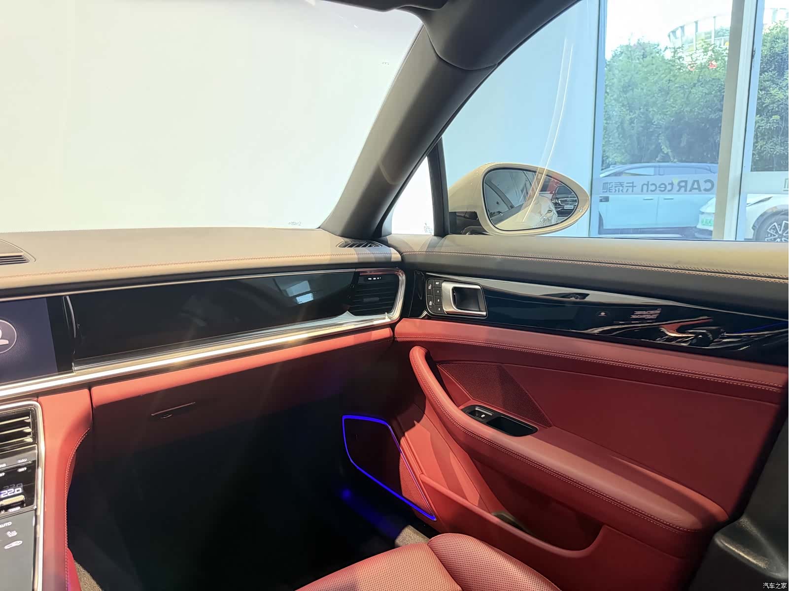 Porsche Panamera, 2023 12