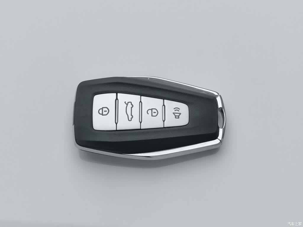 Geely Emgrand, 2024 19