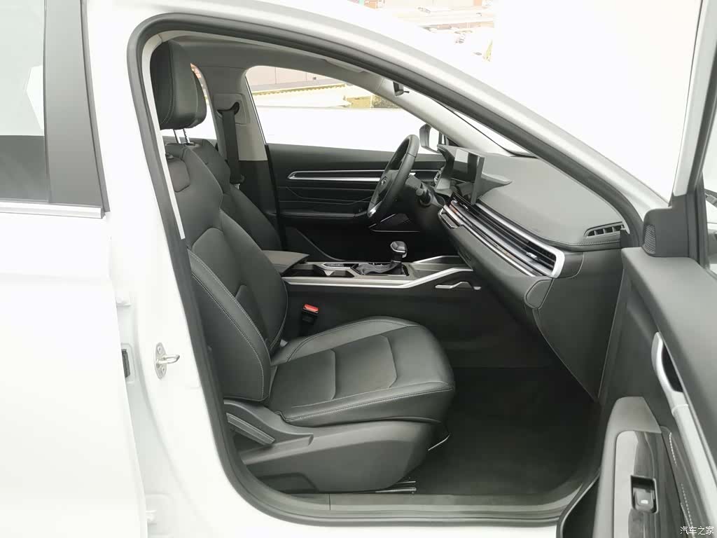 Geely Emgrand, 2024 23