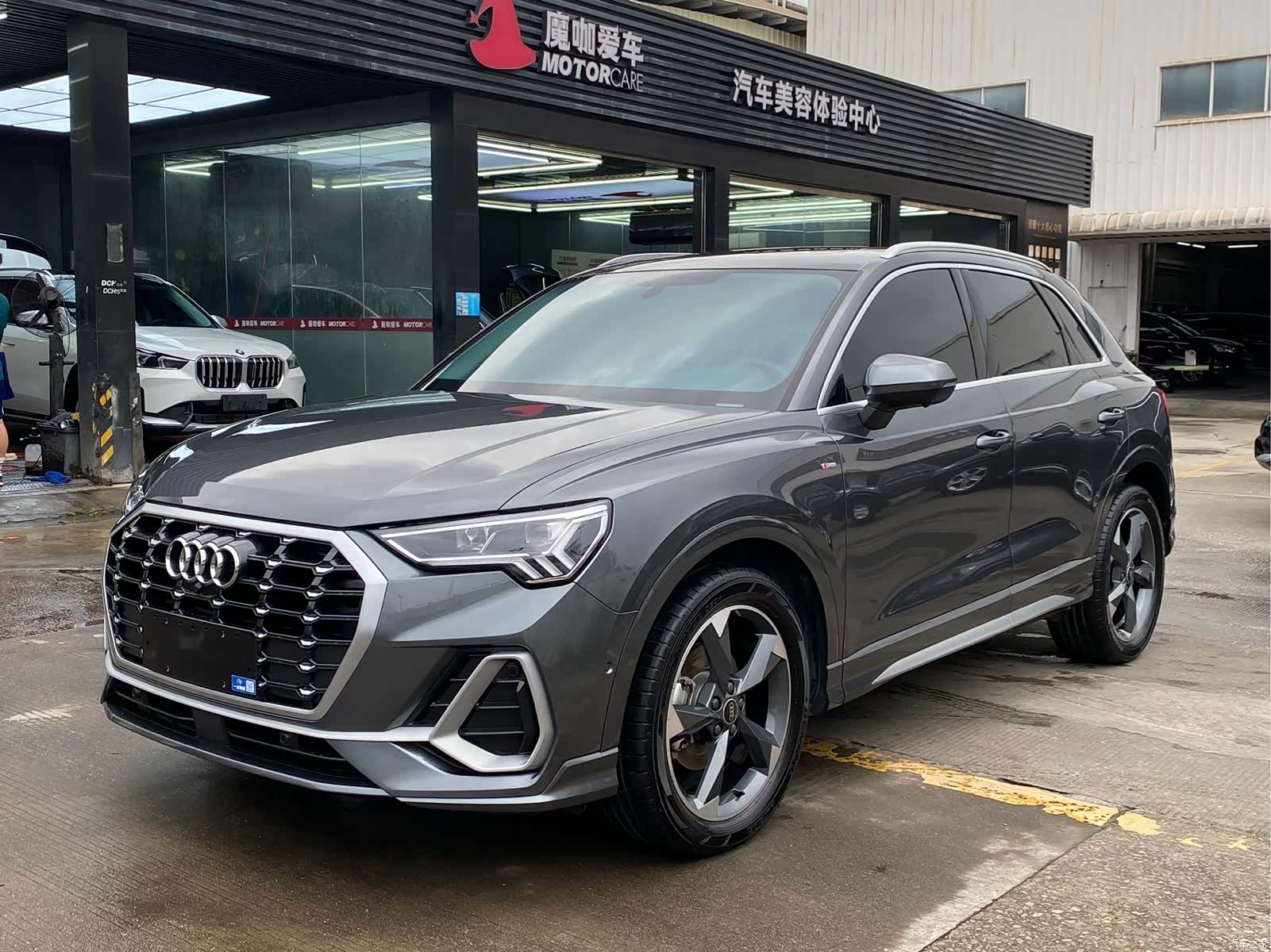 Audi Q3, 2022 1