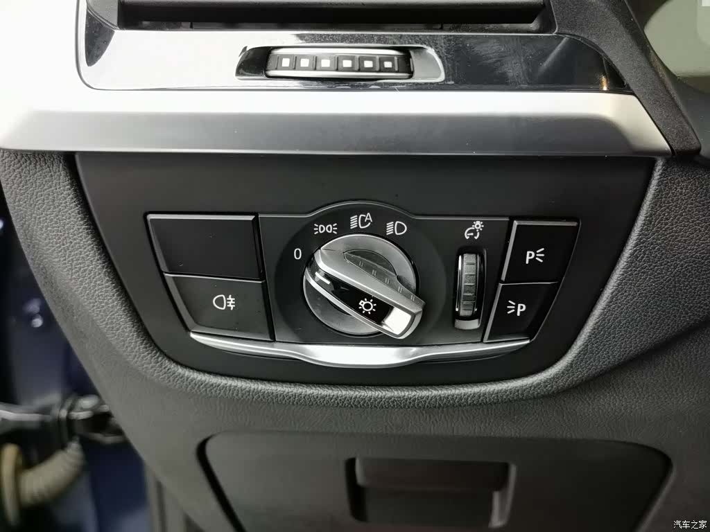 BMW X3, 2019 21