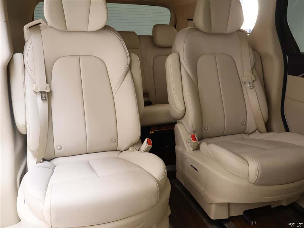 Buick GL8, 2023 22