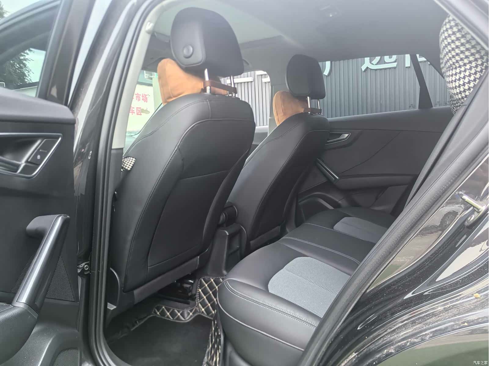 Audi Q2L, 2021 9