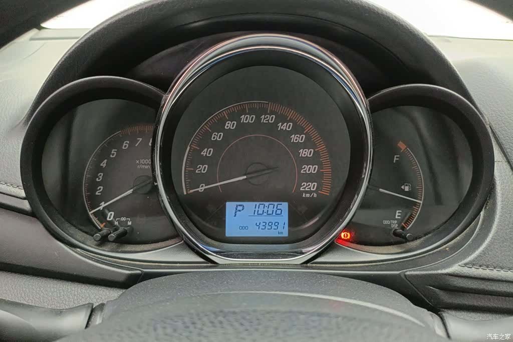 Toyota YARiS L, 2020 14