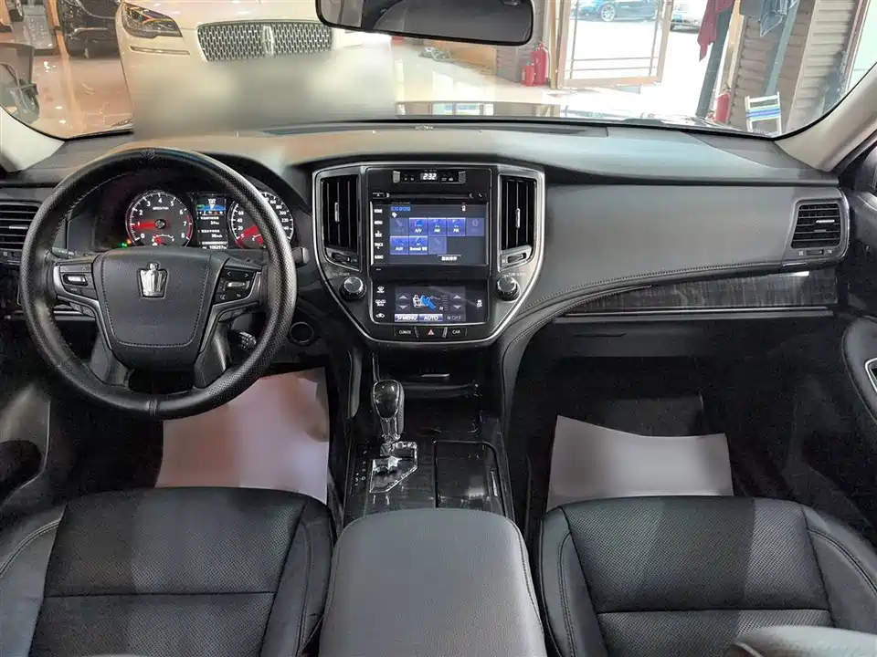Toyota crown Toyota crown
