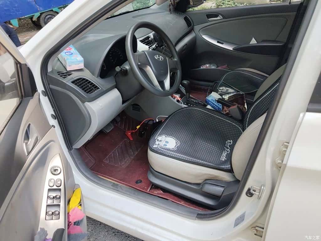 Hyundai GLS, 2016 12