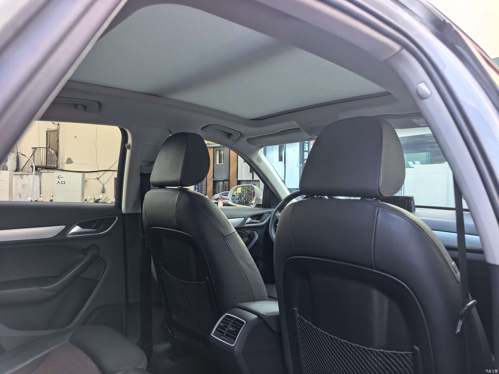 Audi Q3, 2019 9