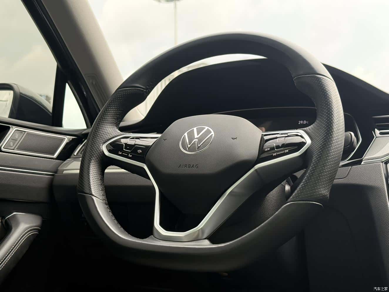 Volkswagen Magotan, 2023 10