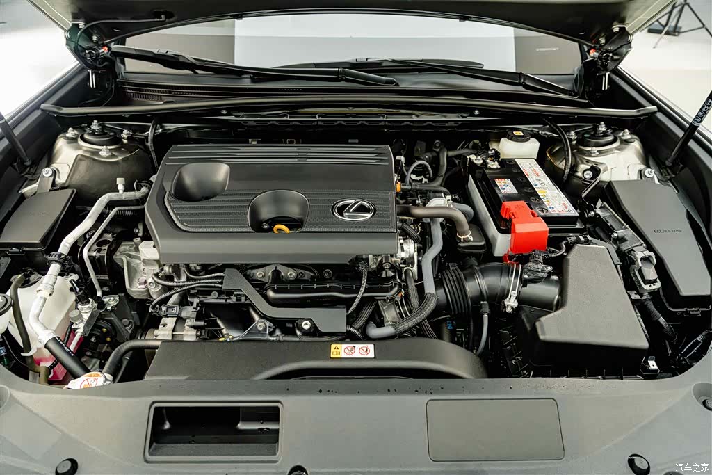 Lexus ES, 2024 24