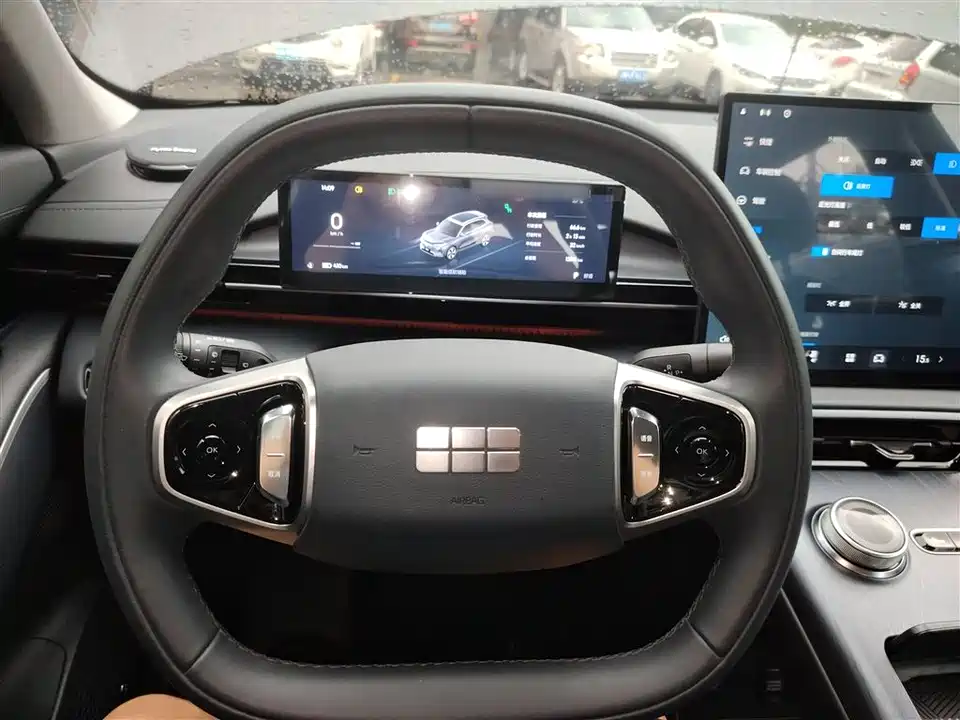 Geely Galaxy Galaxy E5