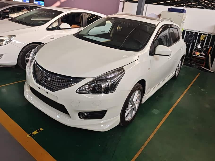 Nissan Tiida