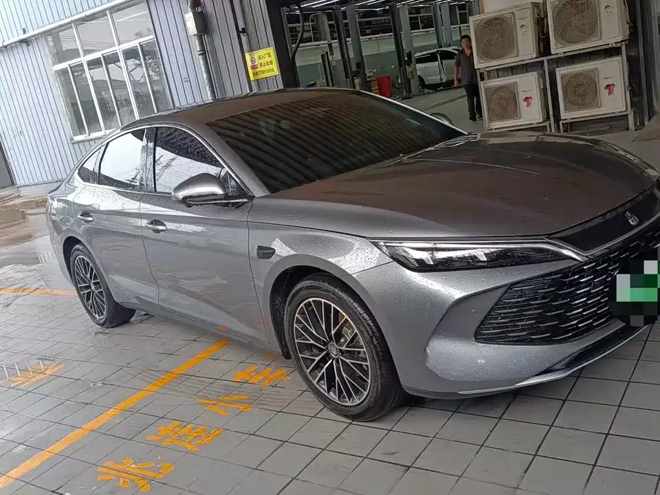 BYD Qin L