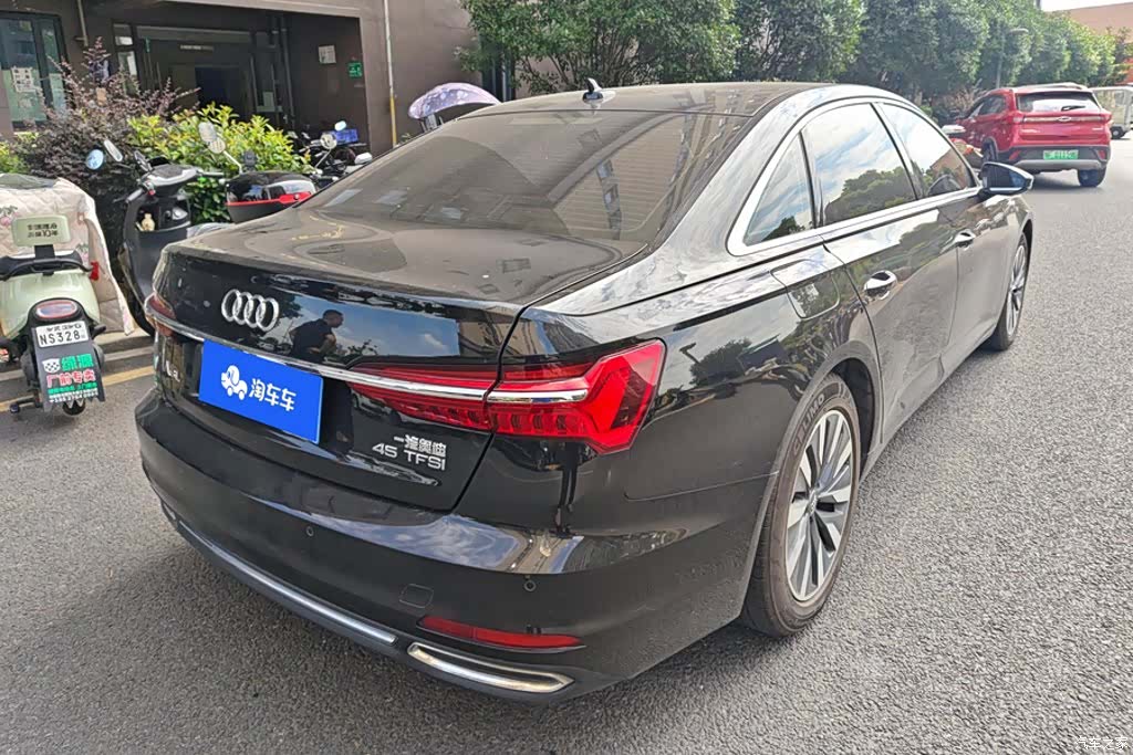 Audi A6L, 2022 3