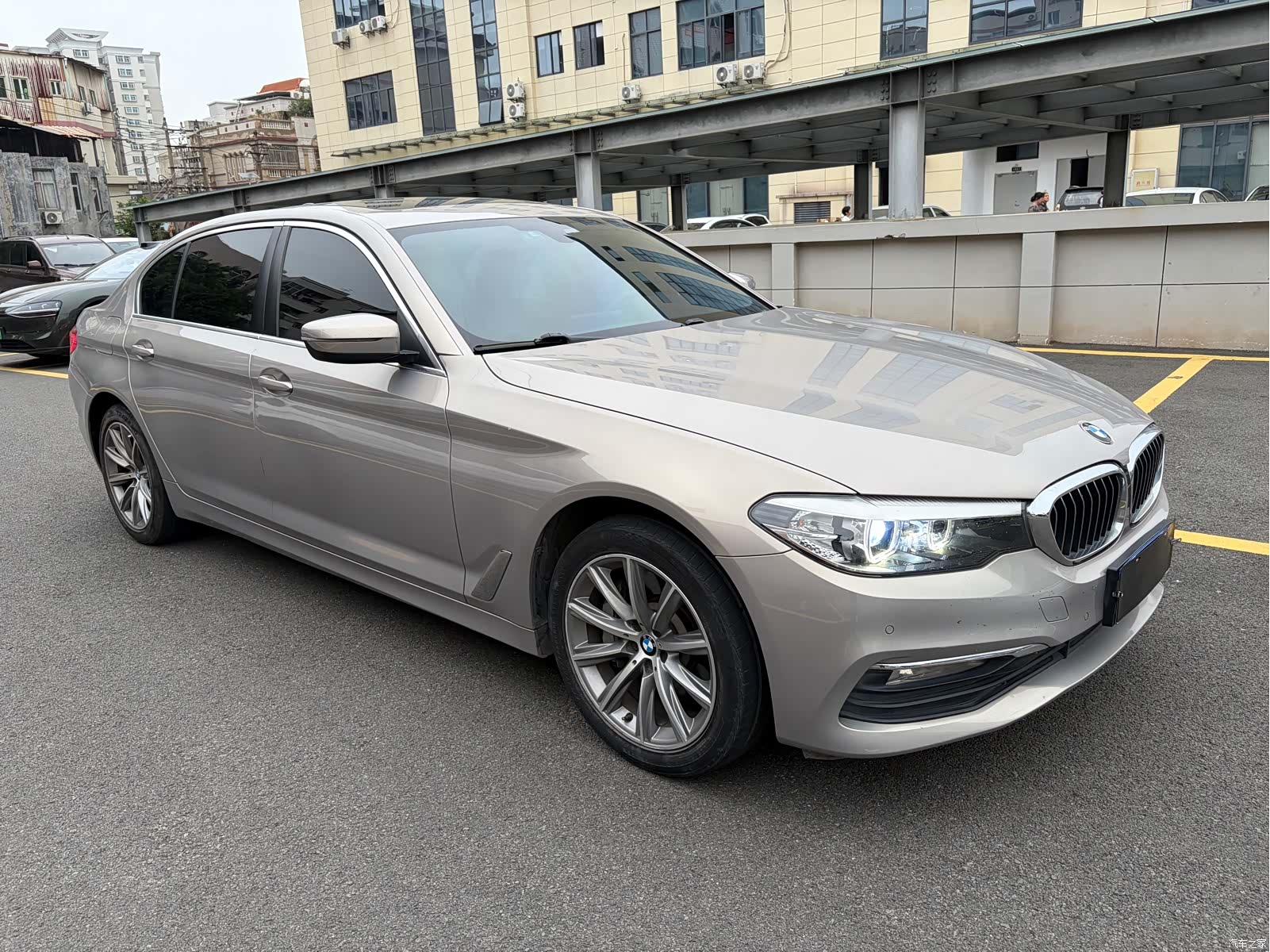 BMW 5 Series, 2017 3