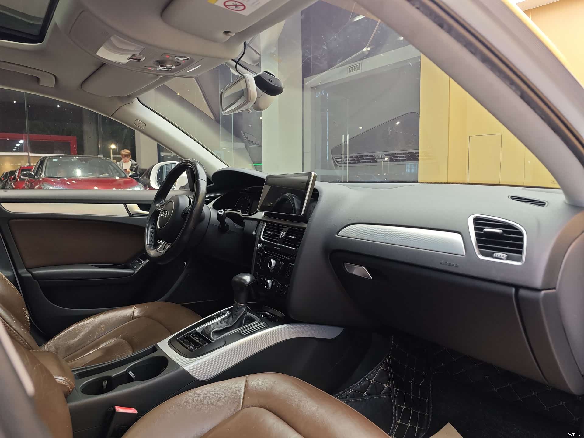 Audi A4L, 2014 30