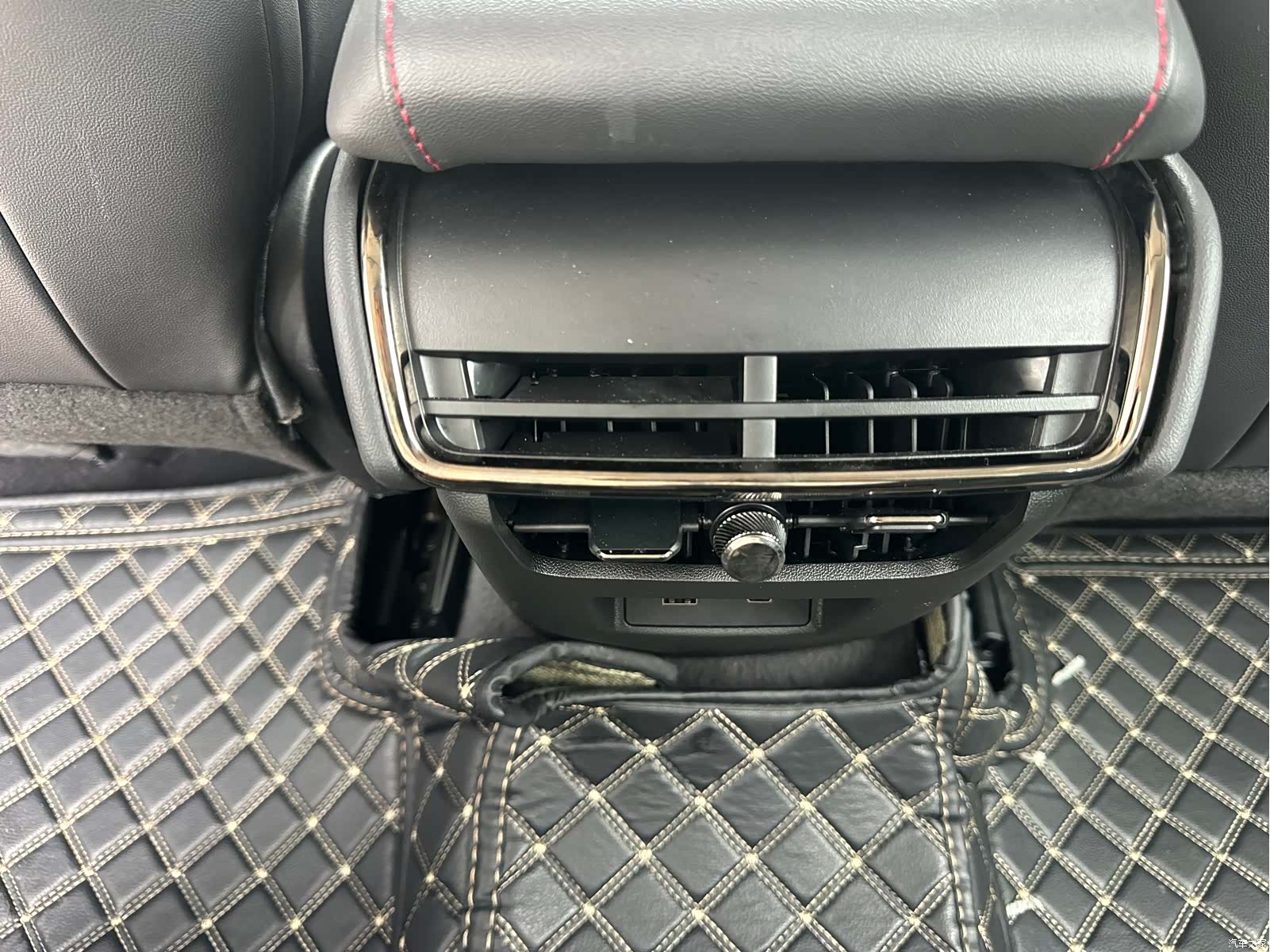 Ford Mondeo, 2024 10
