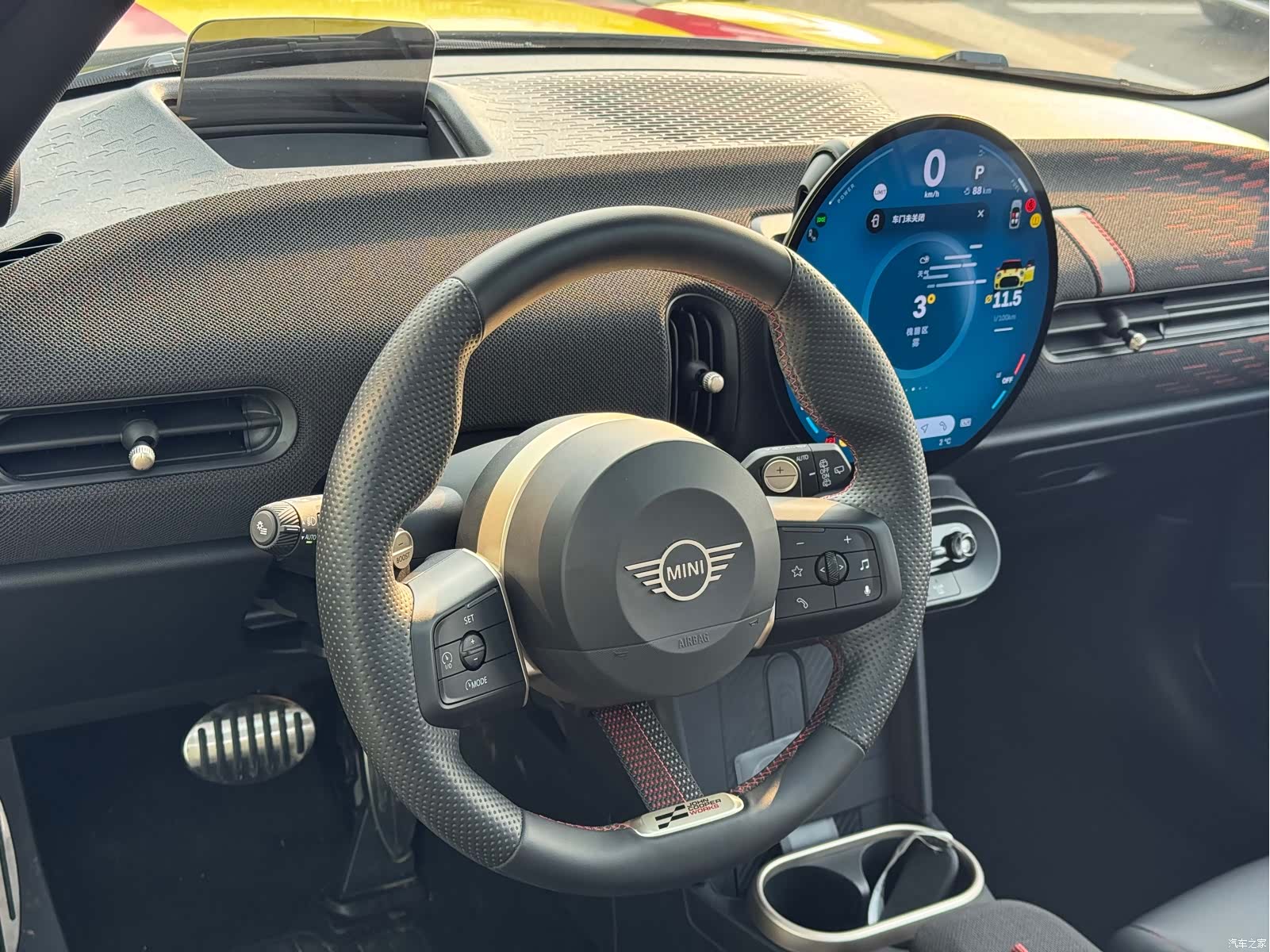 Mini Cooper, 2025 все фото