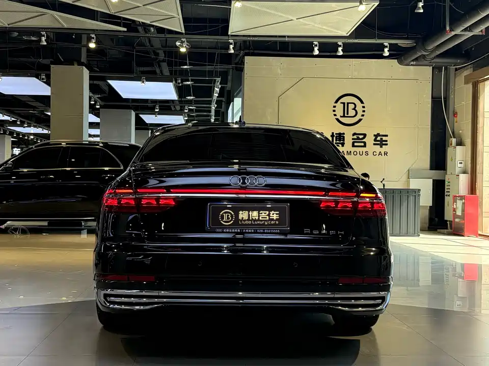 Audi A8