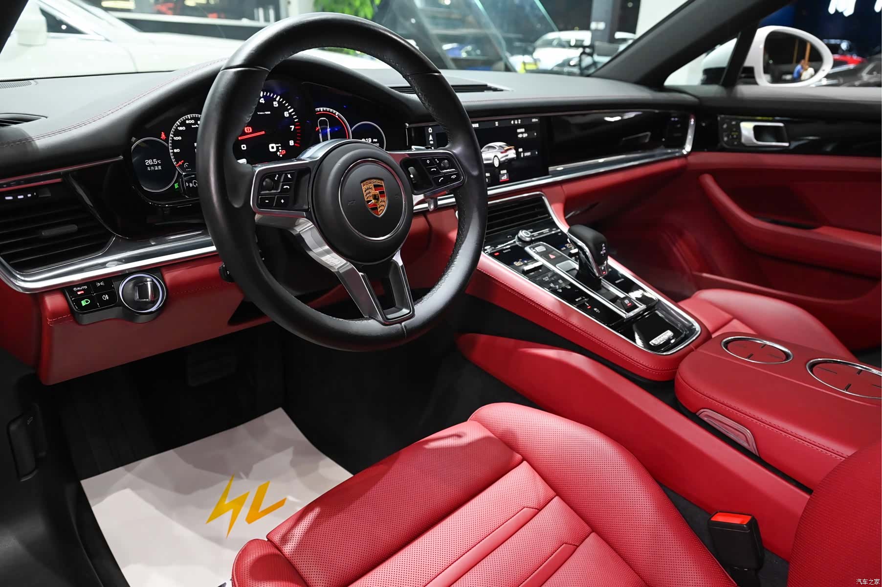 Porsche Panamera, 2019 11