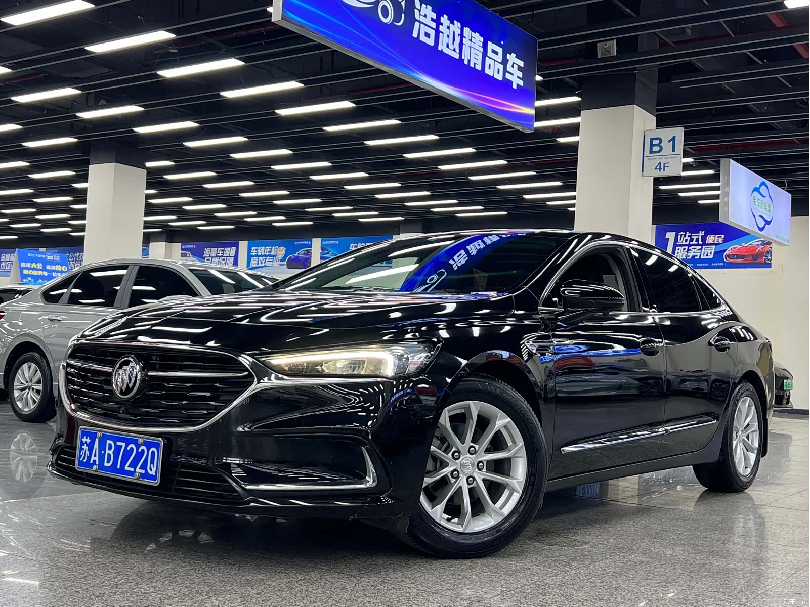 Buick LaCrosse, 2022 2