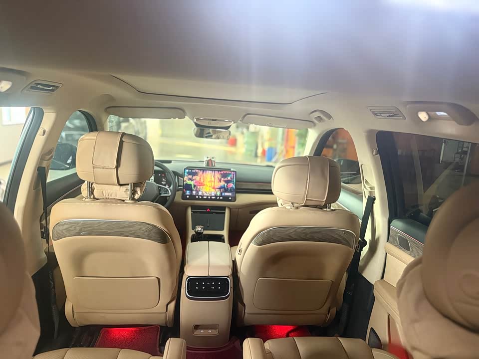 AITO Ask the world M7