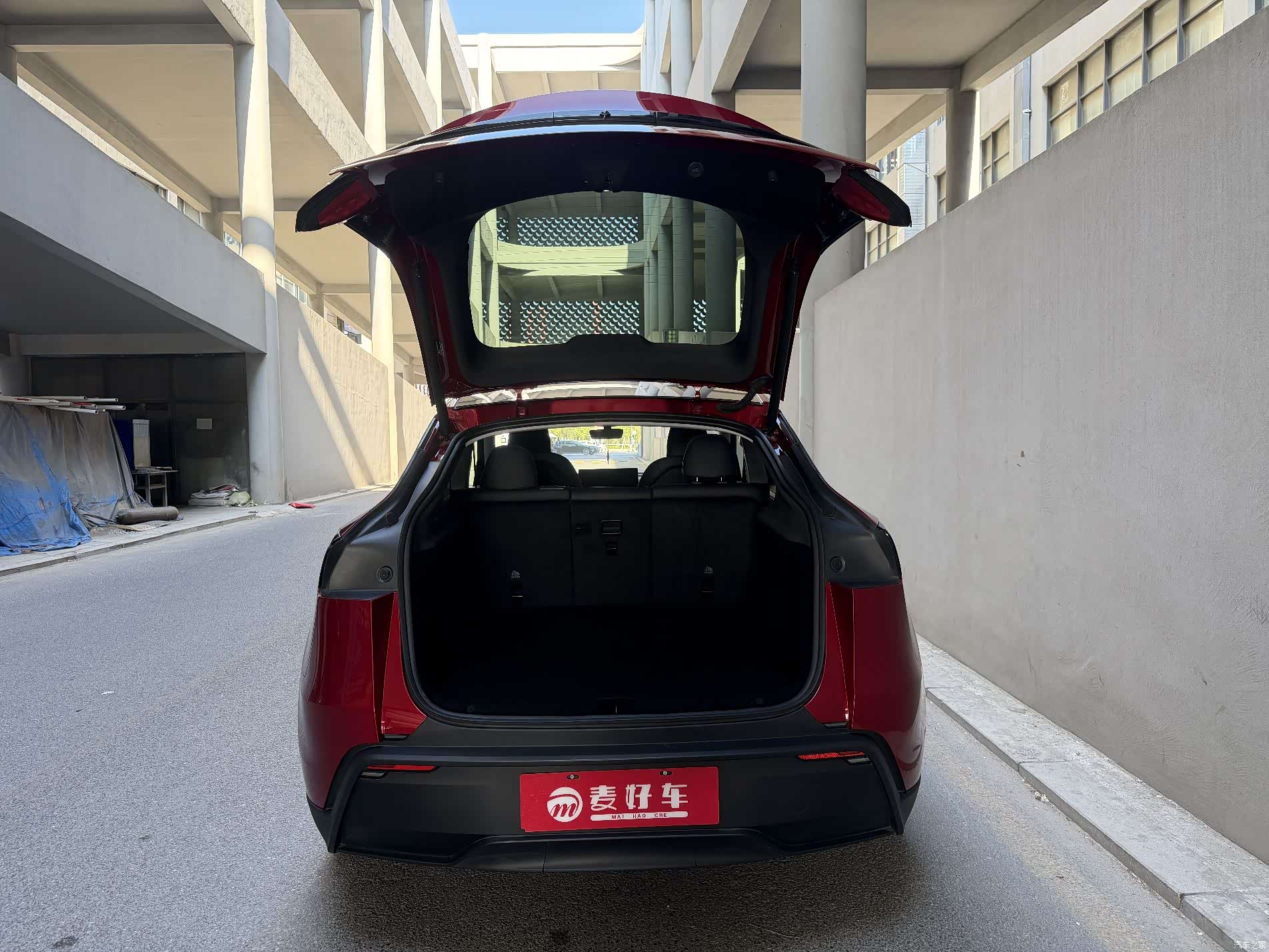 Tesla Model Y, 2026 7