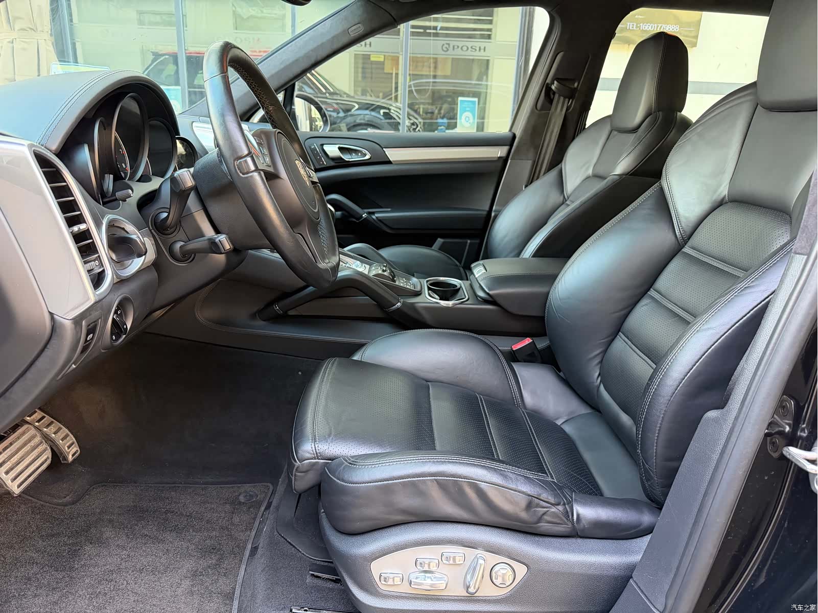 Porsche Cayenne, 2012 8