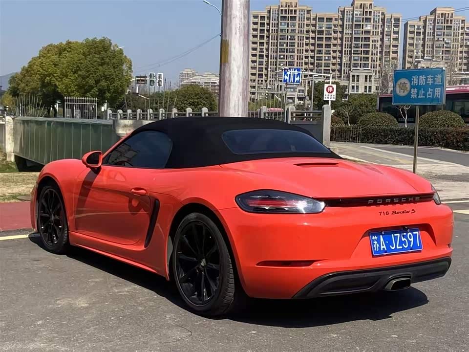 Porsche 718