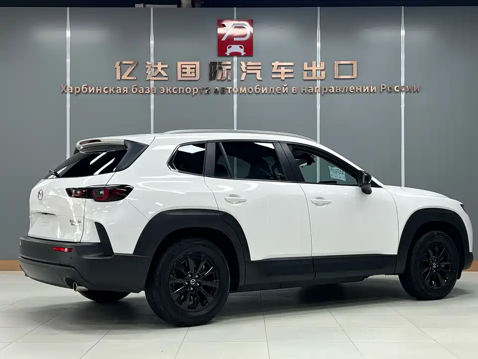 Mazda CX-50 line also