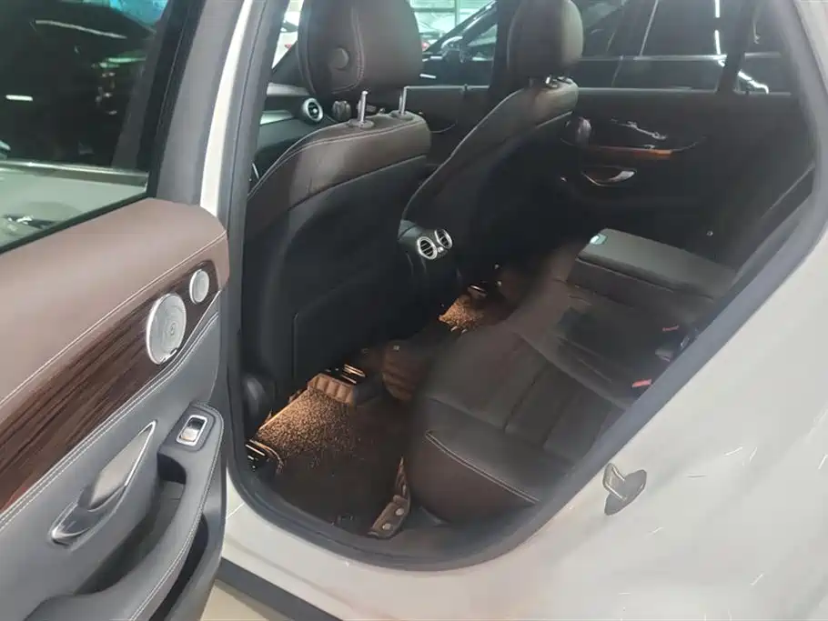 Mercedes-Benz GLC Mercedes-Benz GLC