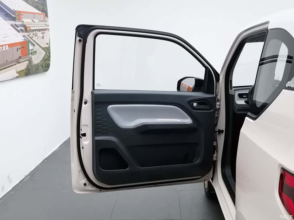 Wuling MINIEV, 2021 8