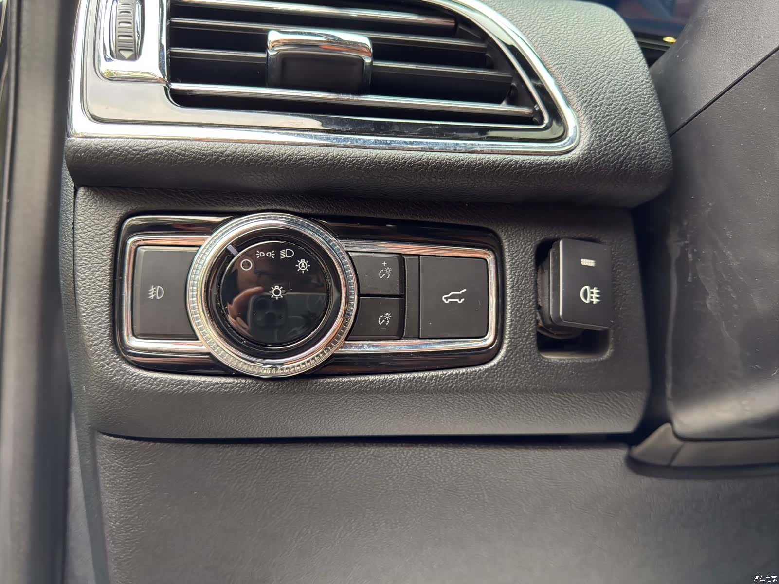 Lincoln Navigator, 2022 20