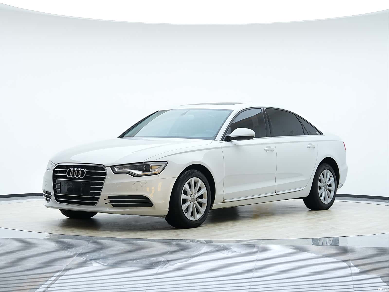 Audi A6L, 2015 1