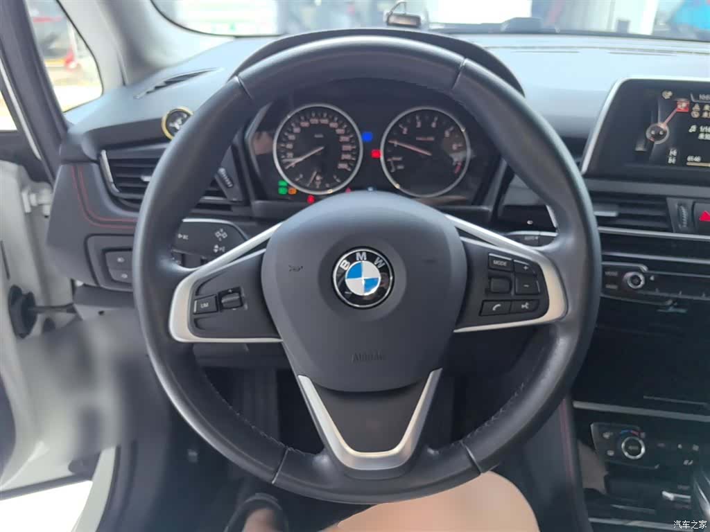 BMW 2 Series, 2015 11