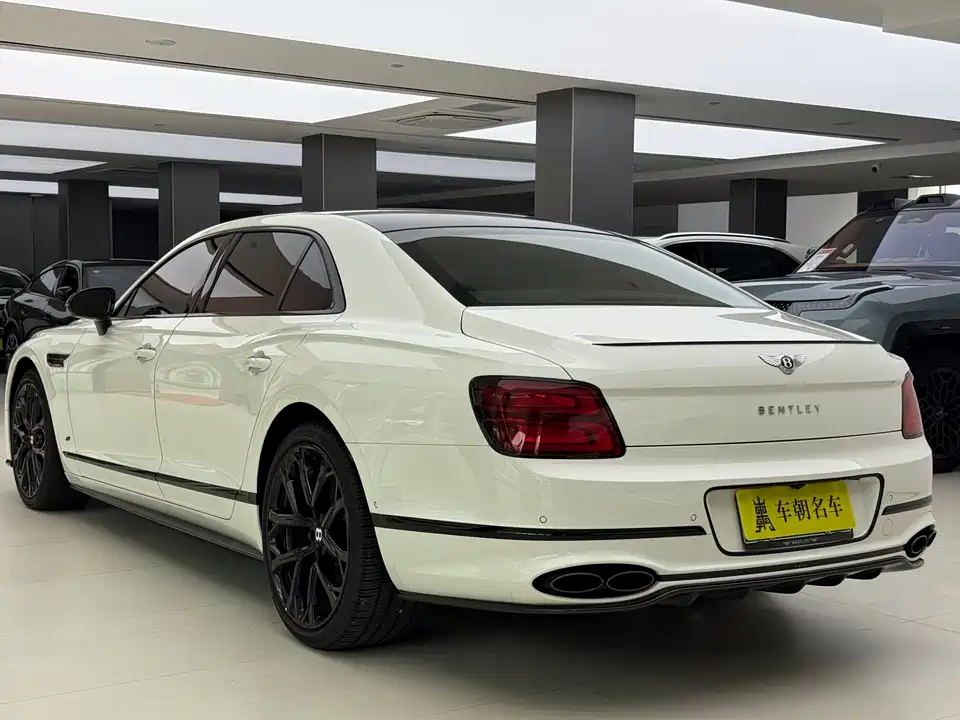 Bentley Flying