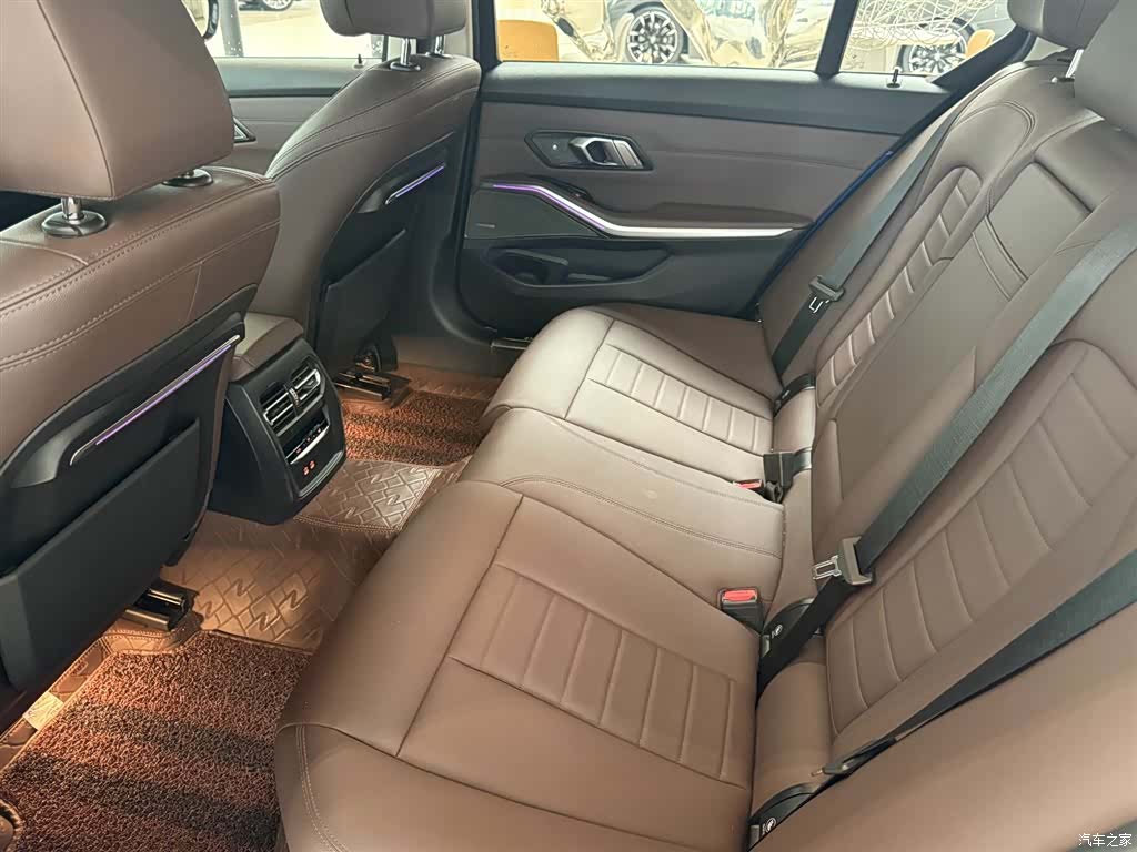 BMW 3 Series, 2020 14
