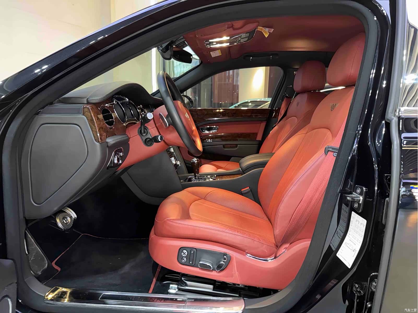 Bentley Mulsanne, 2020 9