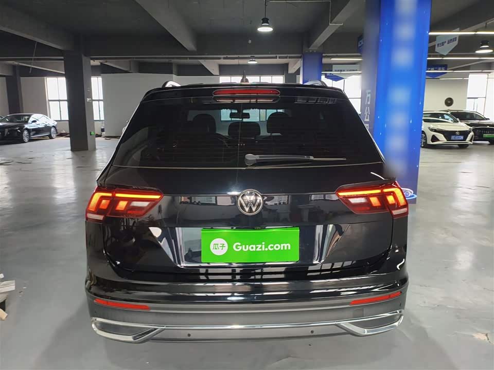 Volkswagen Tiguan L
